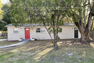 4461 Melvin Cir E in Jacksonville, FL - Building Photo