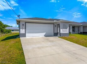 4414 28th St SW in Lehigh Acres, FL - Building Photo