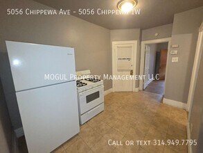 5056 Chippewa St in St. Louis, MO - Building Photo - Building Photo