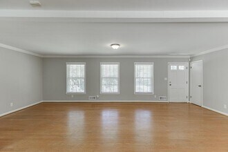 1571 Folkstone Rd NE in Atlanta, GA - Building Photo - Building Photo