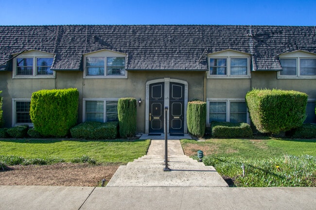 property at 101 E Cypress Ave