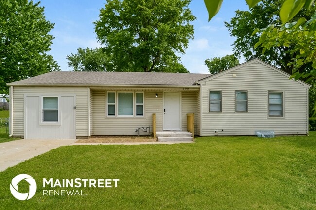 property at 600 W 28 St N