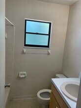 1007 Pennsylvania Ave, Unit 2 in Fruitland Park, FL - Foto de edificio - Building Photo