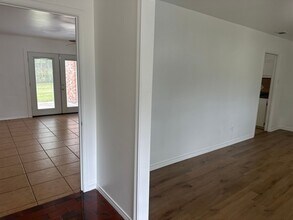 2213 Suanne Dr in Tyler, TX - Building Photo - Building Photo