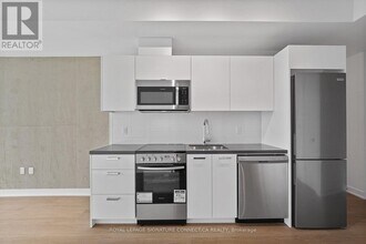 284 King St E in Toronto, ON - Building Photo - Building Photo