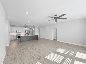 9525 Thorncrown Ln in Fort Worth, TX - Foto de edificio - Building Photo