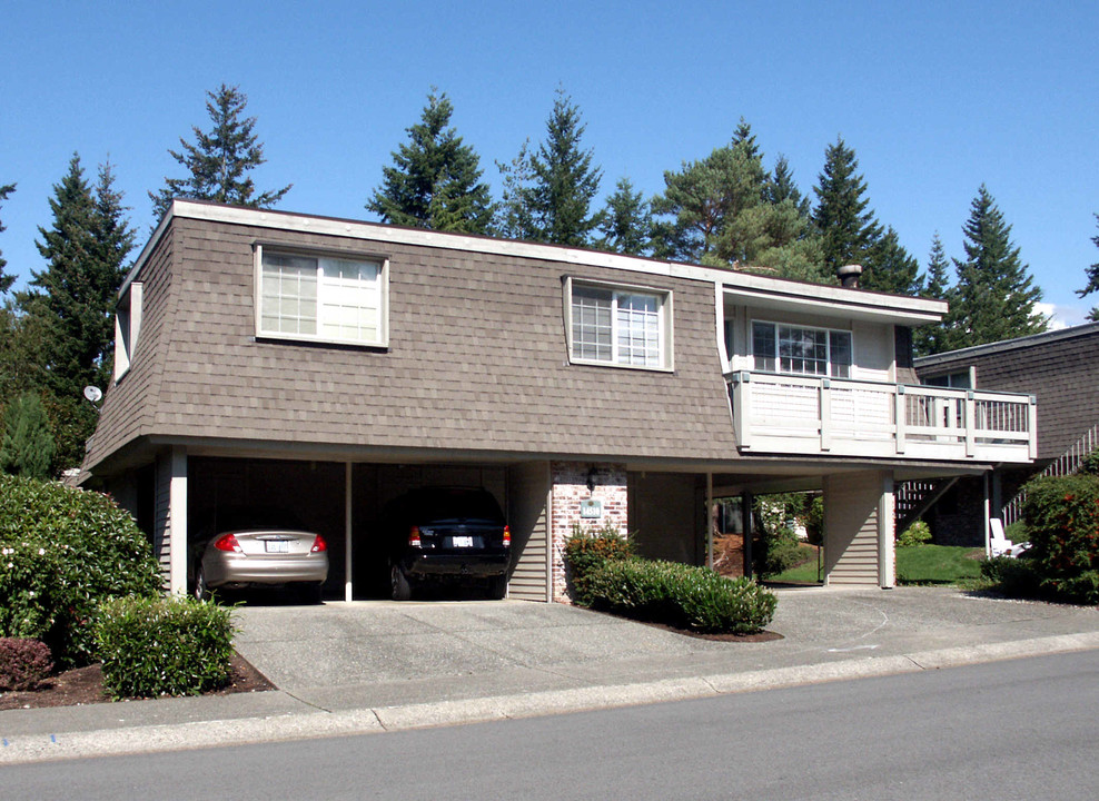 14510 NE 6th Pl in Bellevue, WA - Building Photo