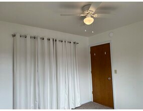 2201 E 66th Ave in Anchorage, AK - Building Photo - Building Photo