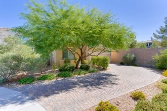 9753 Ponderosa Skye Ct in Las Vegas, NV - Building Photo - Building Photo