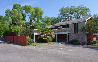 Plum Tree Apartments in Austin, TX - Building Photo - Building Photo