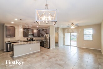 6204 W Evergreen Rd in Glendale, AZ - Building Photo - Building Photo