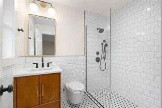 1857 Boulderview Dr SE in Atlanta, GA - Building Photo - Building Photo