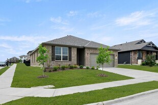 8201 Korat Vis in Godley, TX - Building Photo