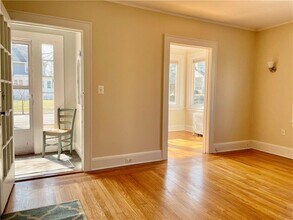 306 Soundview Ave in Mamaroneck, NY - Building Photo - Building Photo