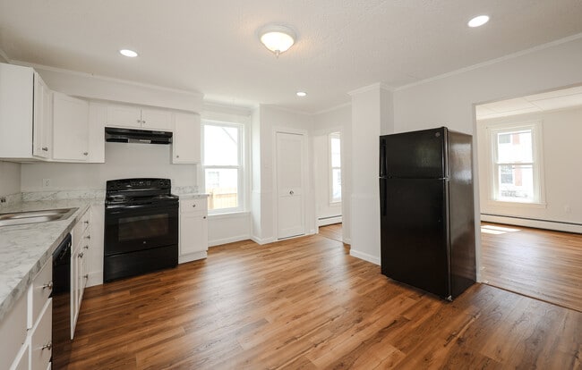 9 Granite Ave in Concord, NH - Building Photo - Building Photo