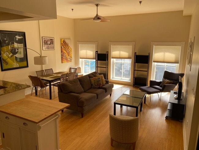 118 W Marshall St, Unit 34 in Richmond, VA - Foto de edificio - Building Photo