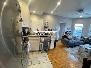 1 Centre St in Boston, MA - Building Photo - Building Photo