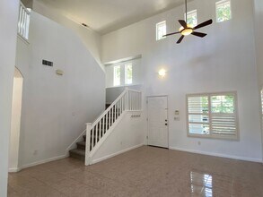 3702 Bridlewood Cir in Stockton, CA - Building Photo - Building Photo