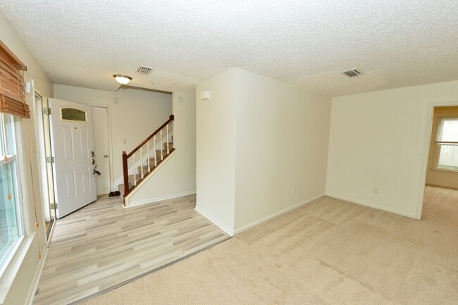 1445 Collingswood Trail in Virginia Beach, VA - Building Photo - Building Photo