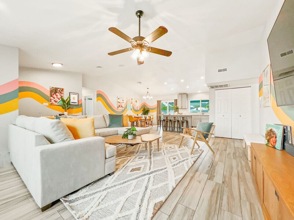 1209 W Loughlin Dr in Chandler, AZ - Building Photo