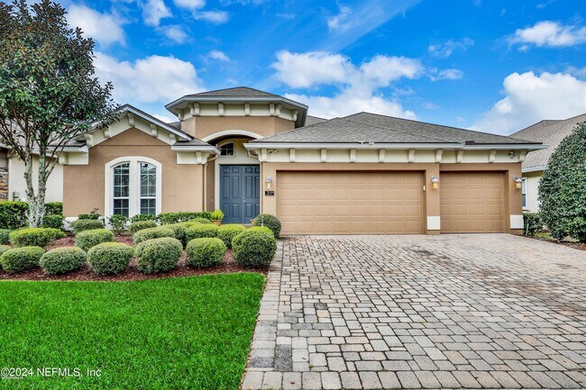 31 Amherst Pl in Ponte Vedra Beach, FL - Foto de edificio - Building Photo