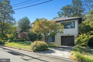 4214 50th St NW in Washington, DC - Building Photo