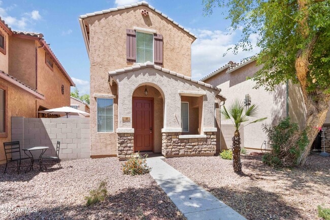 10 N 88th Ave in Tolleson, AZ - Building Photo - Building Photo