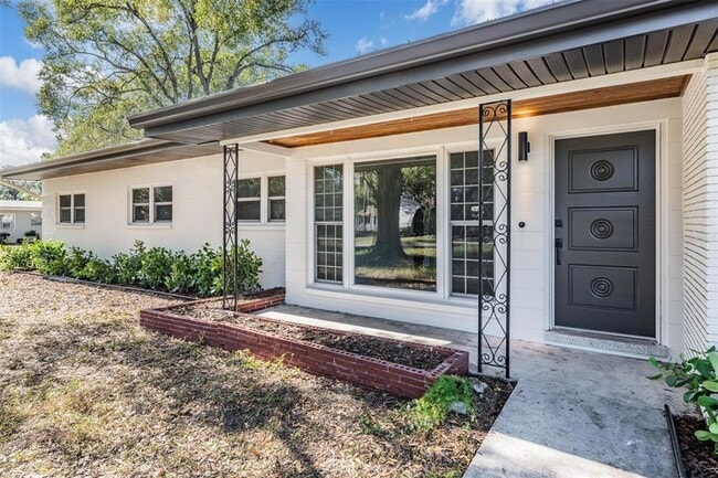 property at 11012 N Oregon Ave