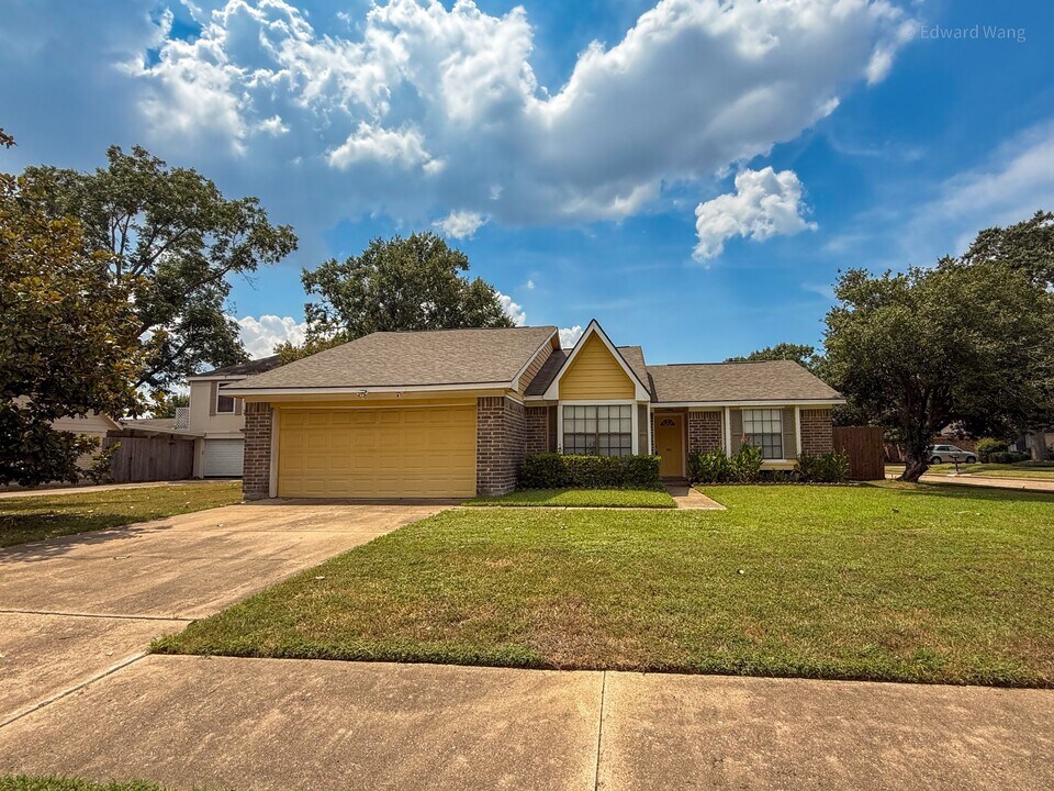 530 Belwin Dr in Katy, TX - Building Photo