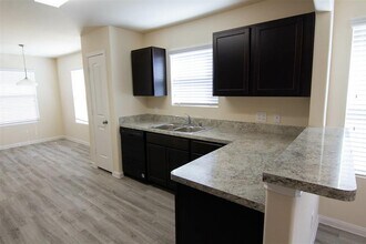 8610 Oak Grove Church St in Houston, TX - Building Photo - Building Photo
