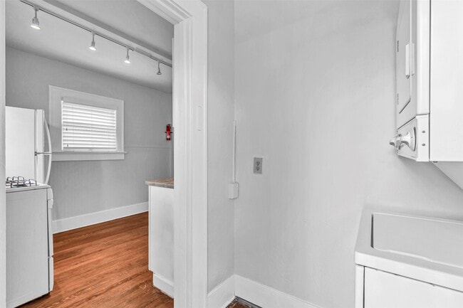 1320 W Pierce St in Houston, TX - Building Photo - Building Photo