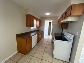 13461 Fifth Street in Ft. Myers, FL - Building Photo - Building Photo