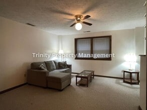 1419 W Pike St in Clarksburg, WV - Building Photo - Building Photo