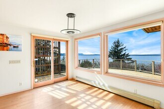 314 Highland Dr in Bellingham, WA - Building Photo - Building Photo