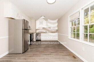 3175 Wells Pl in Macon, GA - Building Photo - Building Photo