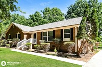 1100 Lightwood Dr in Matthews, NC - Foto de edificio - Building Photo