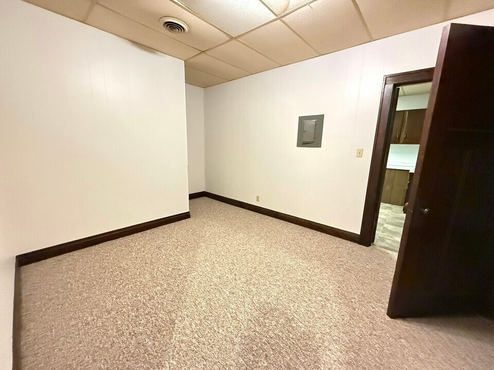 1 S Minnesota St in New Ulm, MN - Building Photo