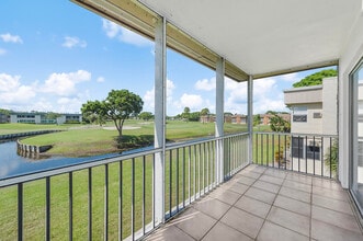 511 Flanders K in Delray Beach, FL - Building Photo - Building Photo