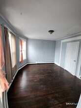 463 Logan St in Bridgeport, CT - Building Photo - Building Photo