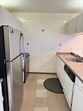 100 W Squantum St, Unit 612 in Quincy, MA - Building Photo - Building Photo