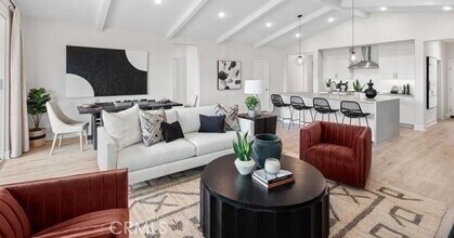 42409 Lamporo Wy in Indio, CA - Foto de edificio - Building Photo