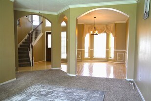 1235 Deer Ridge Dr in League City, TX - Building Photo