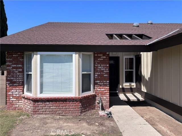 property at 1271 N Emogene St