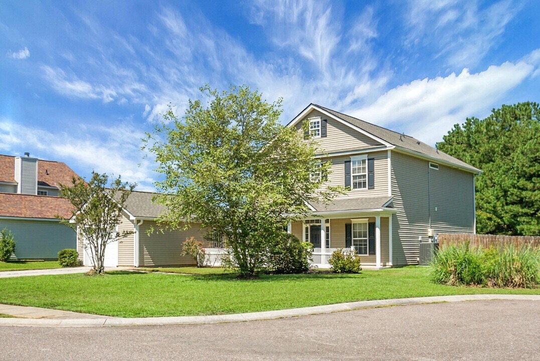 404 Seneca River Dr in Summerville, SC - Building Photo