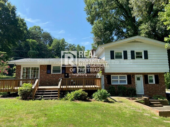 926 Hilltop Blvd in Reidsville, NC - Building Photo - Building Photo