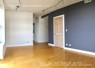 811 W Eastwood Ave-Unit -Unit 402 in Chicago, IL - Building Photo - Building Photo