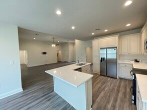 562 Oneal St in Deridder, LA - Building Photo - Building Photo