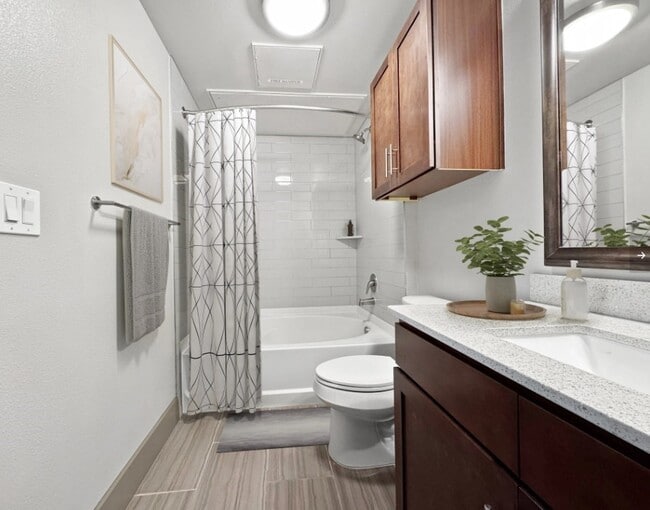 property at 2910 Milam St