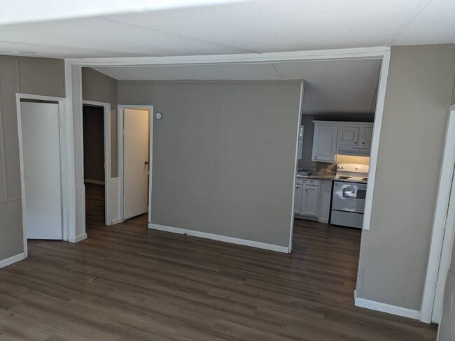 505 Englewood Dr in Greenville, SC - Building Photo - Building Photo