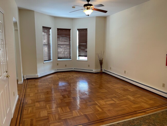 55 Bonn Pl in Weehawken, NJ - Building Photo - Building Photo